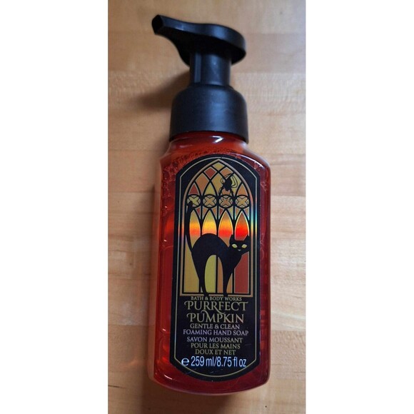 BATH & BODY WORKS 2023 Halloween PURRFECT PUMPKIN Foaming Hand SOAP New - Picture 3 of 5